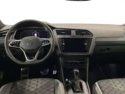 Photo 8 Volkswagen Tiguan Gén. II Ph2 R-Line 5