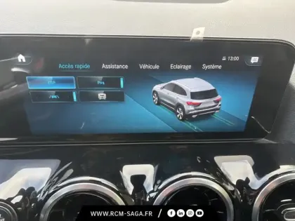 Photo 21 Mercedes GLA 200 d AMG Line