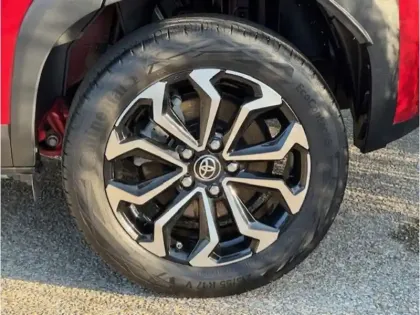 Photo 12 Toyota Yaris Hybride 1.5 HYBRID 116H DESIGN