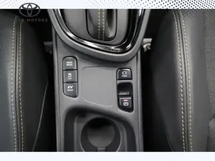 Photo 18 Toyota Yaris Hybride 116h 2WD Trail MY22