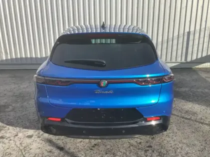 Photo 5 Alfa Romeo Tonale Nouveau 1.5 Hybrid 160 ch VGT TCT7 Veloce