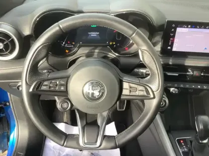 Photo 17 Alfa Romeo Tonale Nouveau 1.5 Hybrid 160 ch VGT TCT7 Veloce