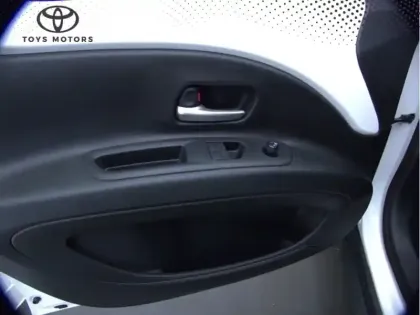 Photo 11 Toyota Aygo 1.0 VVT-i 72 Dynamic CH BVM5 .