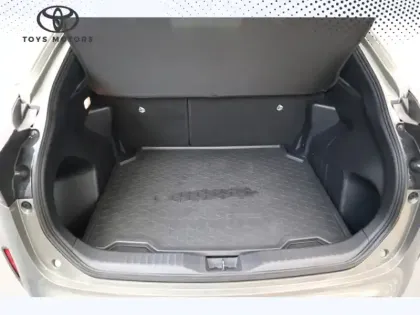 Photo 21 Toyota Yaris Hybride 116h 2WD Design MY22