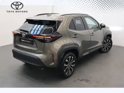 Photo 7 Toyota Yaris Hybride 116h 2WD Design MY22