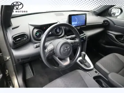 Photo 9 Toyota Yaris Hybride 116h 2WD Design MY22