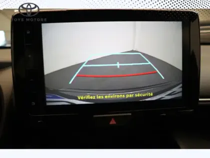 Photo 28 Toyota Yaris Hybride 116h 2WD Design MY22