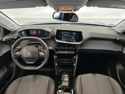 Photo 25 Peugeot 208 50 kWh 136ch Allure 5p