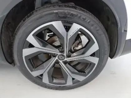 Photo 9 Renault Austral E-Tech full hybrid 200 GSR2 Iconic esprit Alpine