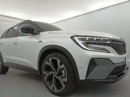 Photo 10 Renault Austral E-Tech full hybrid 200 GSR2 Iconic esprit Alpine