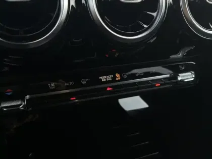 Photo 13 Mercedes Classe A 180 d Progressive Line