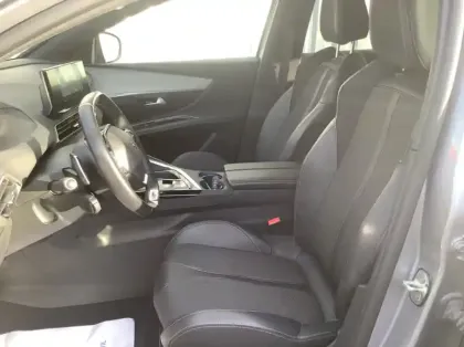 Photo 10 Peugeot 3008 Hybrid 136 e-DCS6 GT