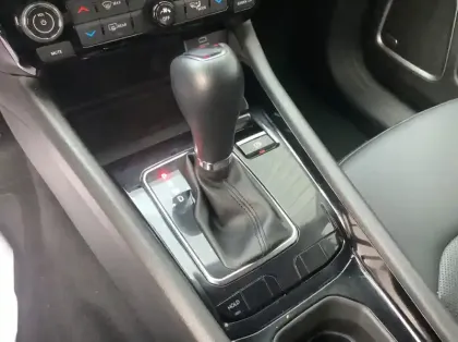 Photo 21 Jeep Compass 1.5 Turbo T4 130 ch e-Hybrid BVR7 S