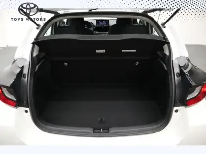 Photo 20 Toyota Yaris Hybride 116h Dynamic