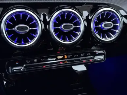 Photo 28 Mercedes Classe A 220 d AMG Line