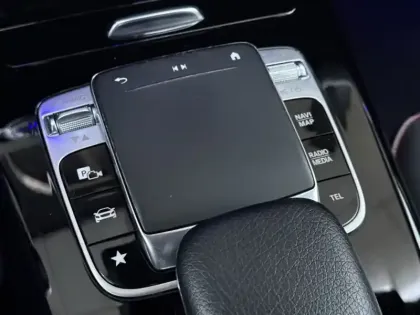 Photo 29 Mercedes Classe A 220 d AMG Line