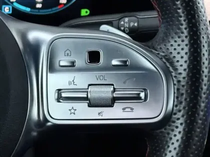 Photo 24 Mercedes Classe A 220 d AMG Line