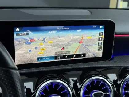 Photo 16 Mercedes Classe A 220 d AMG Line