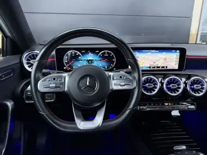 Photo 22 Mercedes Classe A 220 d AMG Line