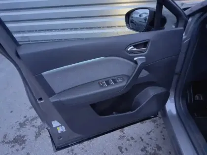 Photo 16 Renault Symbioz Nouveau E-Tech full hybrid 145 Techno