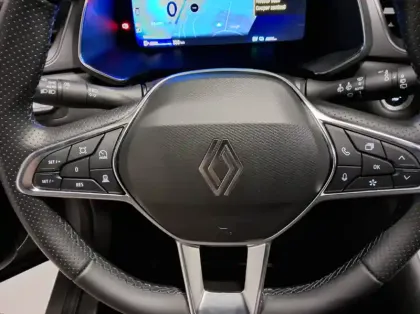 Photo 19 Renault Symbioz Nouveau E-Tech full hybrid 145 Techno