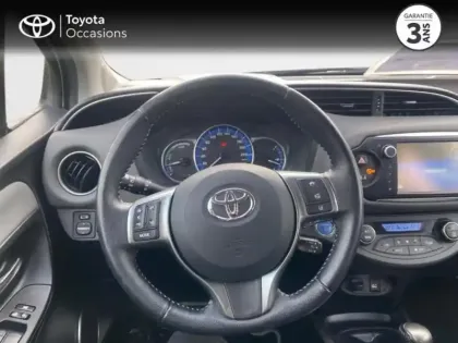 Photo 8 Toyota Yaris  100h Dynamic 5p