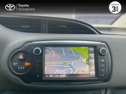 Photo 14 Toyota Yaris  100h Dynamic 5p