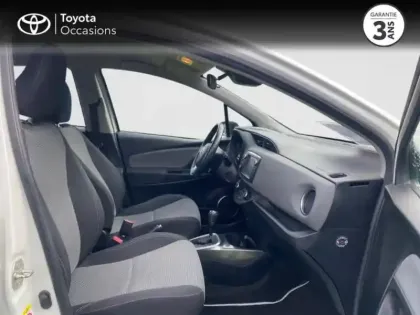 Photo 5 Toyota Yaris  100h Dynamic 5p