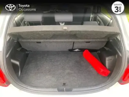 Photo 9 Toyota Yaris  100h Dynamic 5p