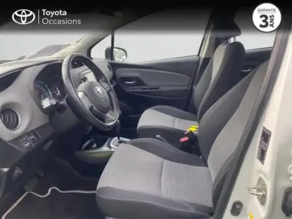 Photo 10 Toyota Yaris  100h Dynamic 5p