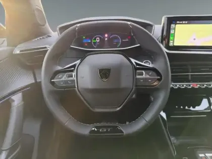 Photo 11 Peugeot 2008  e- 156ch GT