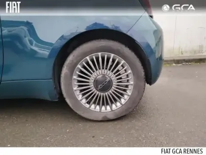 Photo 8 Fiat 500  e 118ch Icône