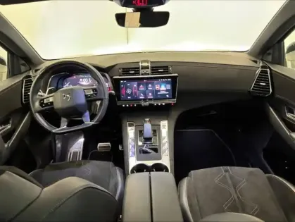 Photo 14 DS Ds 7  E-TENSE 225ch Performance Line +