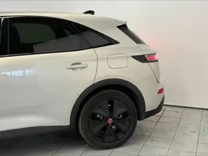 Photo 6 DS Ds 7  E-TENSE 225ch Performance Line +