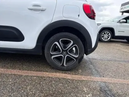 Photo 10 Citroën C3  1.2 PureTech 110ch S&S Feel Pack 120-121g