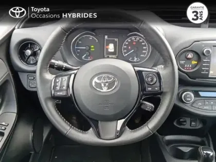 Photo 8 Toyota Yaris  100h Dynamic 5p MY19