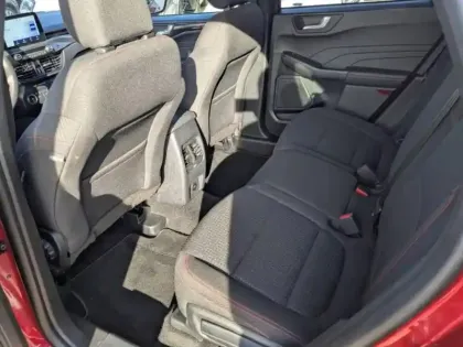 Photo 18 Ford Kuga  2.5 Duratec 190ch FHEV E85 ST-Line BVA