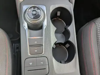 Photo 21 Ford Kuga  2.5 Duratec 190ch FHEV E85 ST-Line BVA