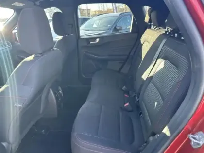 Photo 10 Ford Kuga  2.5 Duratec 190ch FHEV E85 ST-Line BVA