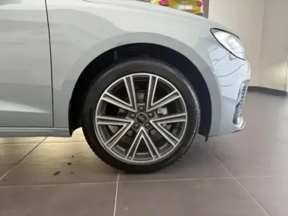 Photo 9 Audi A1  Sportback 25 TFSI 95ch Design S tronic 7