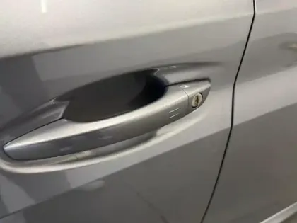 Photo 7 Peugeot 208  1.2 PureTech 100ch S&S GT 118g