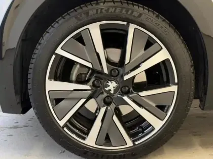 Photo 6 Peugeot 208  1.2 PureTech 100ch S&S GT 118g