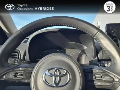 Photo 12 Toyota Yaris  116h Dynamic 5p MY22