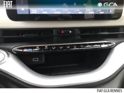 Photo 10 Fiat 500  e 118ch Icône