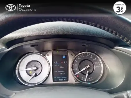 Photo 13 Toyota Hilux  2.8 D-4D 204ch X-Tra Cabine Légende 4WD BVA MY24