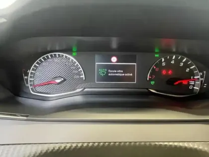 Photo 12 Peugeot 2008  1.2 PureTech 100ch S&S Style