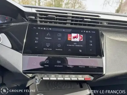 Photo 13 Peugeot 308  1.5 BlueHDi 130ch S&S Allure EAT8