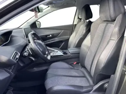 Photo 6 Peugeot 3008  HYBRID 225ch Allure e-EAT8 10cv