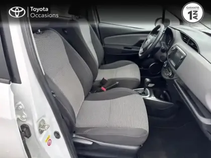 Photo 5 Toyota Yaris  HSD 100h Dynamic 5p