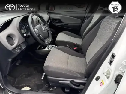 Photo 10 Toyota Yaris  HSD 100h Dynamic 5p